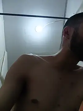Dracoandr Adlı Modelin Web Kamerası Şovu