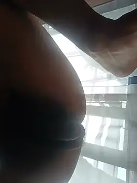 Dracoandr Show in webcam