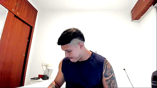 JohanSmith Show Webcam
