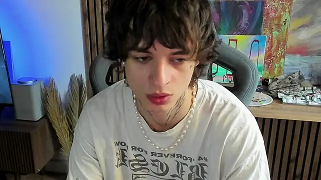 Original_Oliverrgroove Show in webcam
