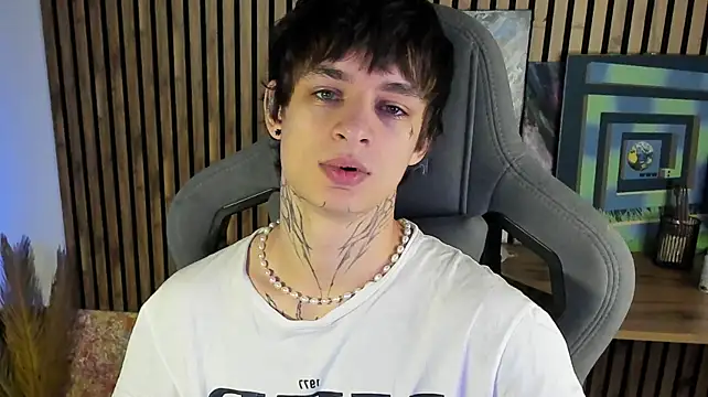 הופעת וובקאם של Original_Oliverrgroove
