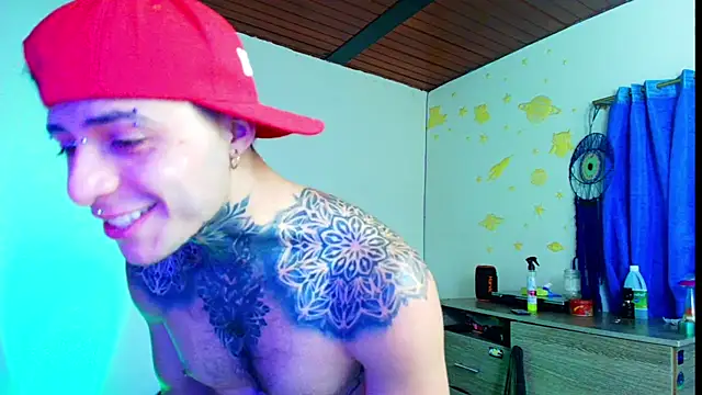 Show de 7_Saturno_7 na webcam