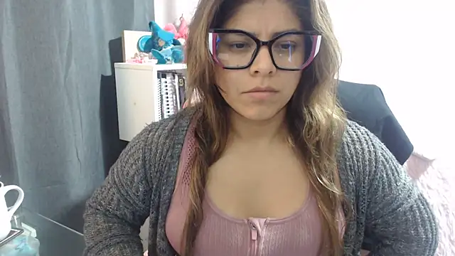 Chat +18 de KatteAngelLat ao vivo