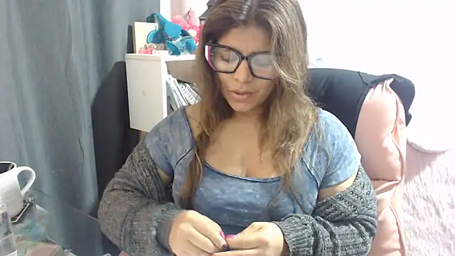 KatteAngelLat's Live XXX Chat