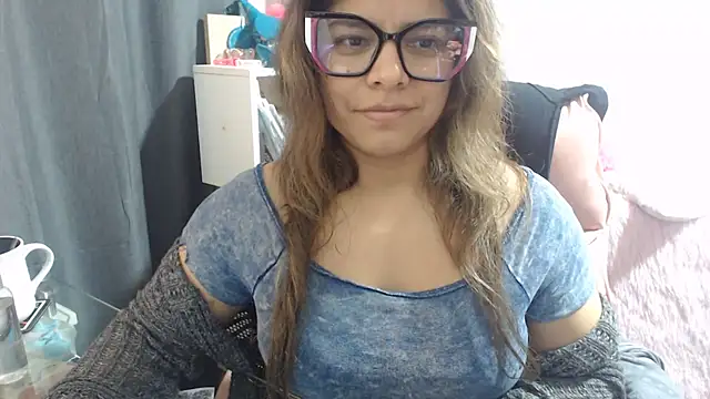 KatteAngelLatn Live XXX chat