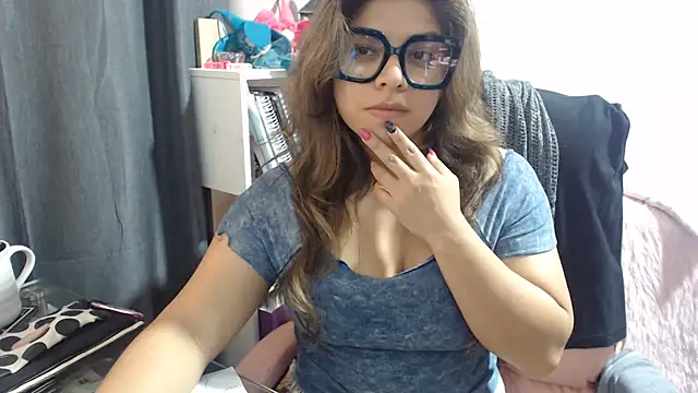 KatteAngelLat XXX чат на живо
