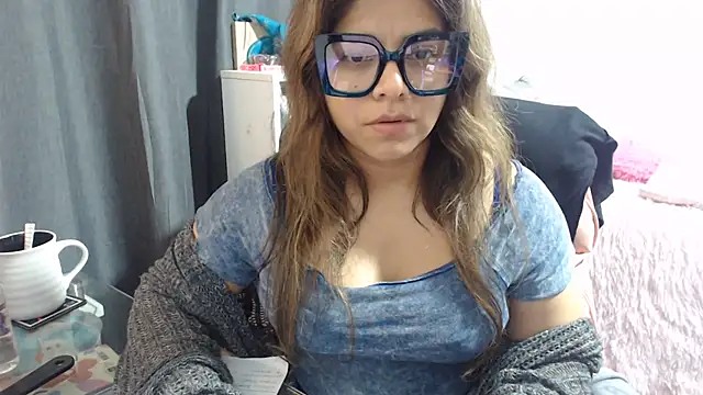KatteAngelLat live XXX chat