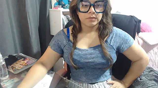 Chat XXX en directo de KatteAngelLat