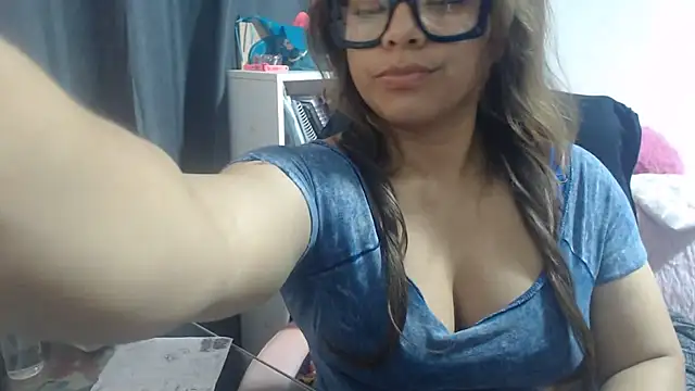 KatteAngelLat Chat XXX in diretta