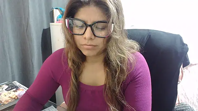 KatteAngelLat live XXX chat