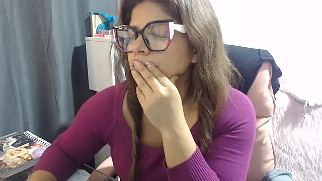 KatteAngelLat Chat XXX live