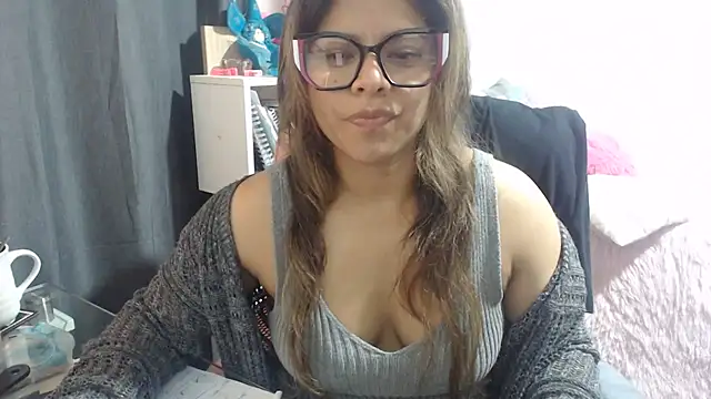 KatteAngelLat Chat XXX live