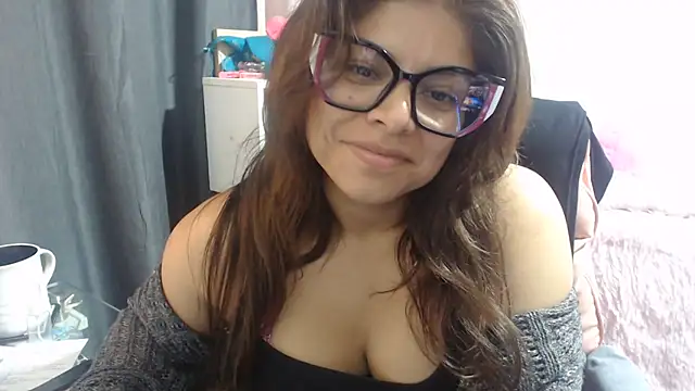KatteAngelLat Chat XXX in diretta