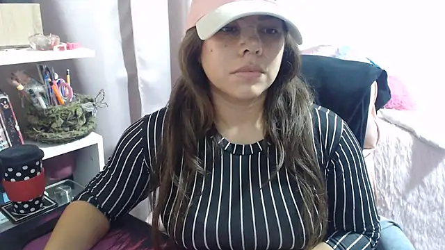 Chat XXX en directo de KatteAngelLat