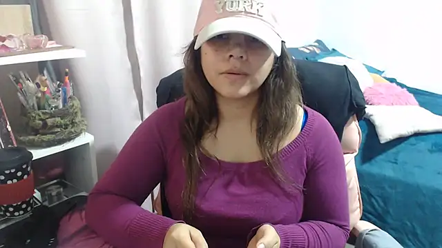 Živý XXX chat KatteAngelLat