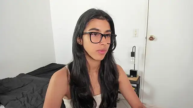 Czat XXX na żywo – Mazikeen__18