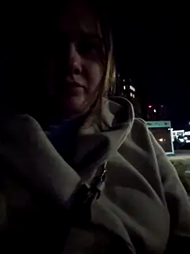 Show modela MisticMuse na web-kameri