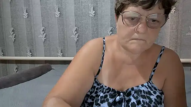 Chat XXX en directo de ElzaJewel