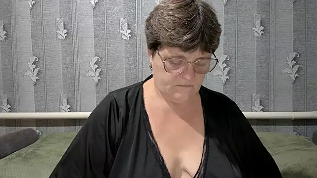 ElzaJewel live XXX chat