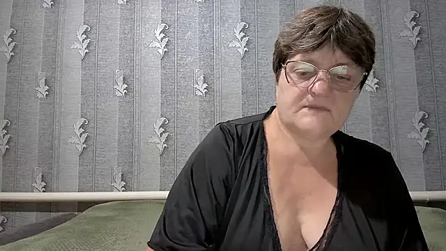 ElzaJewel live XXX chat