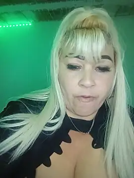 BonniAdams – live chatrum
