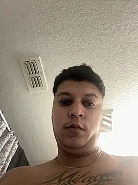 Bryant402 webcam show