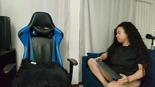 ema_abby Webcam Show