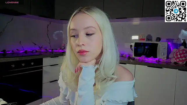 Anadeyaaa's Live XXX Chat