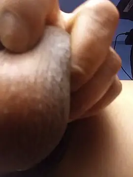 Pokazy przed kamerką – sexboybwc_assfucker