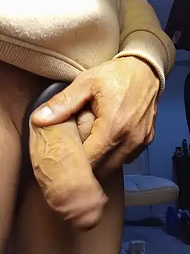 sexboybwc_assfucker Adlı Modelin Web Kamerası Şovu