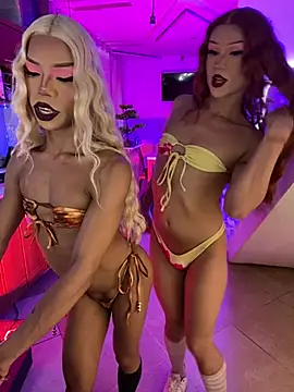 Show Webcam de TIFFANY_AND_KAREM_