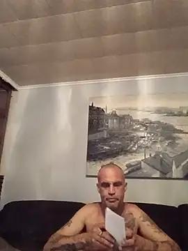Cumdrip20 Шоу с уебкамера