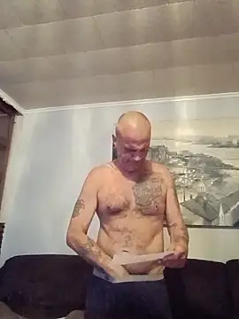 Cumdrip20: διαδικτυακό σόου στην κάμερα