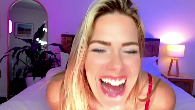 oliviafranciisn Webbikameraesitys