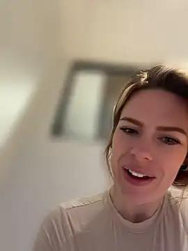 oliviafranciis Pertunjukan Webcam