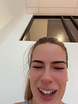 oliviafranciis Pertunjukan Webcam