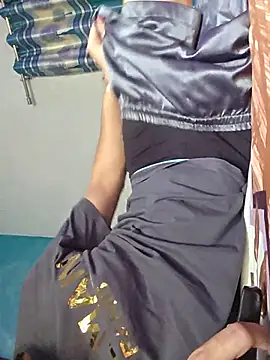 fanttasy_lover Pertunjukan Webcam