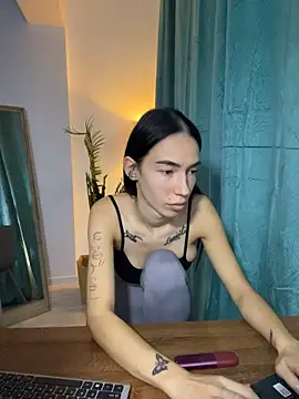 XXX chat uživo modela Celine_Roxelle