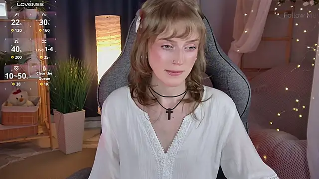 Živý XXX chat KiraMontoya