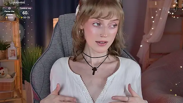 KiraMontoya Live XXX-chat