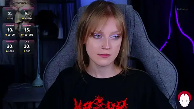 Živý XXX chat KiraMontoya