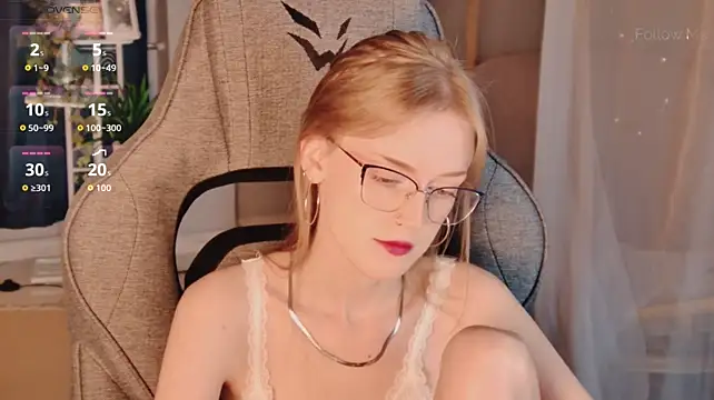 Онлайн чат XXX KiraMontoya