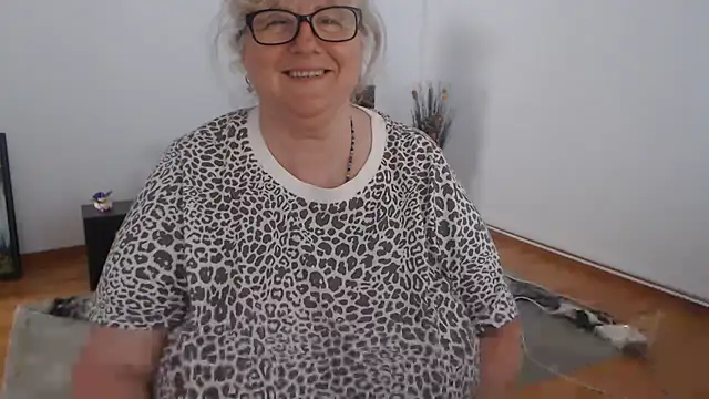 NoraJohnson6 网络视讯表演