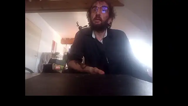 Mastersangesn Webbikameraesitys
