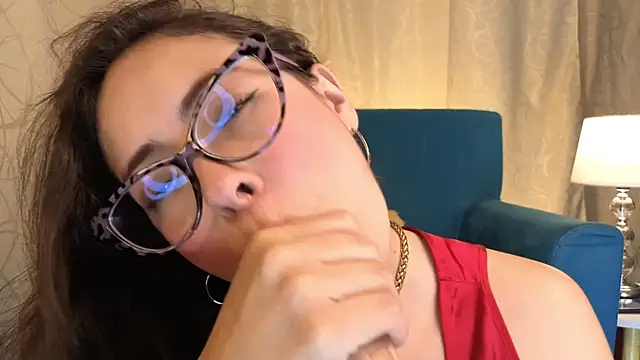 sophia_dumont's Live XXX Chat