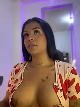 tinalove7 Show in webcam
