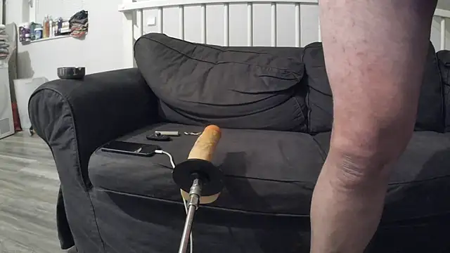 YourLoveBoyKevin webcam show