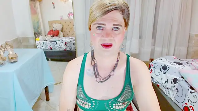 Dolldirtyxxx 网络视讯表演