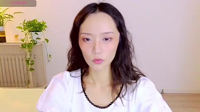 yufenna 现场XXX聊天