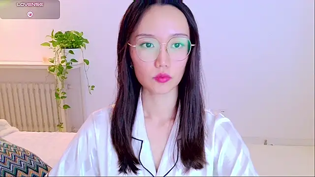 yufenna live XXX chat